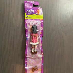 Polly Pocket doll Crissy with 7 accessories